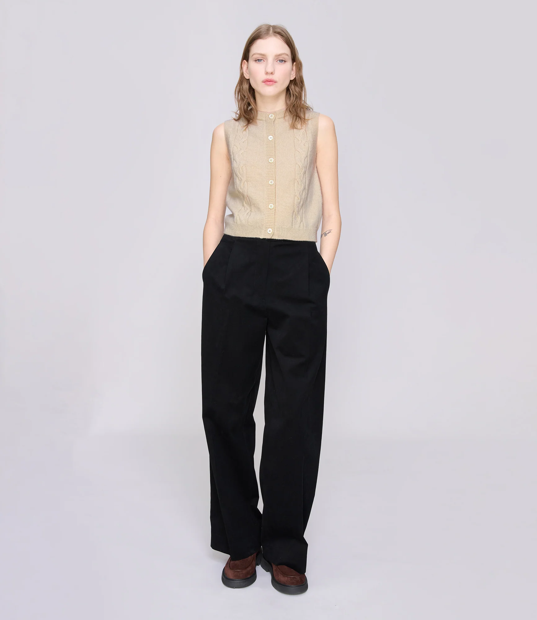 Alyson sleeveless sweater