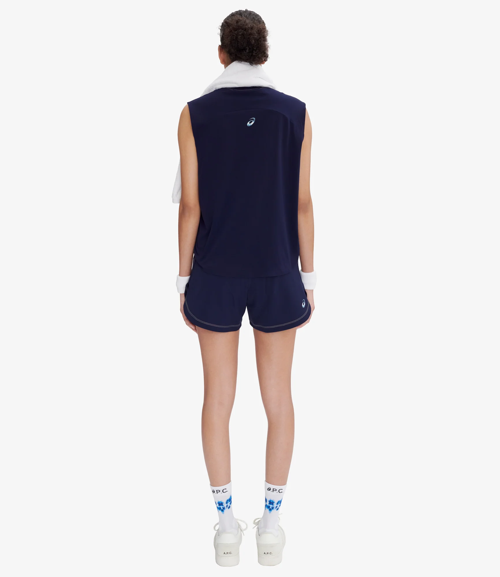 On Court Women Crew Top - Image 3